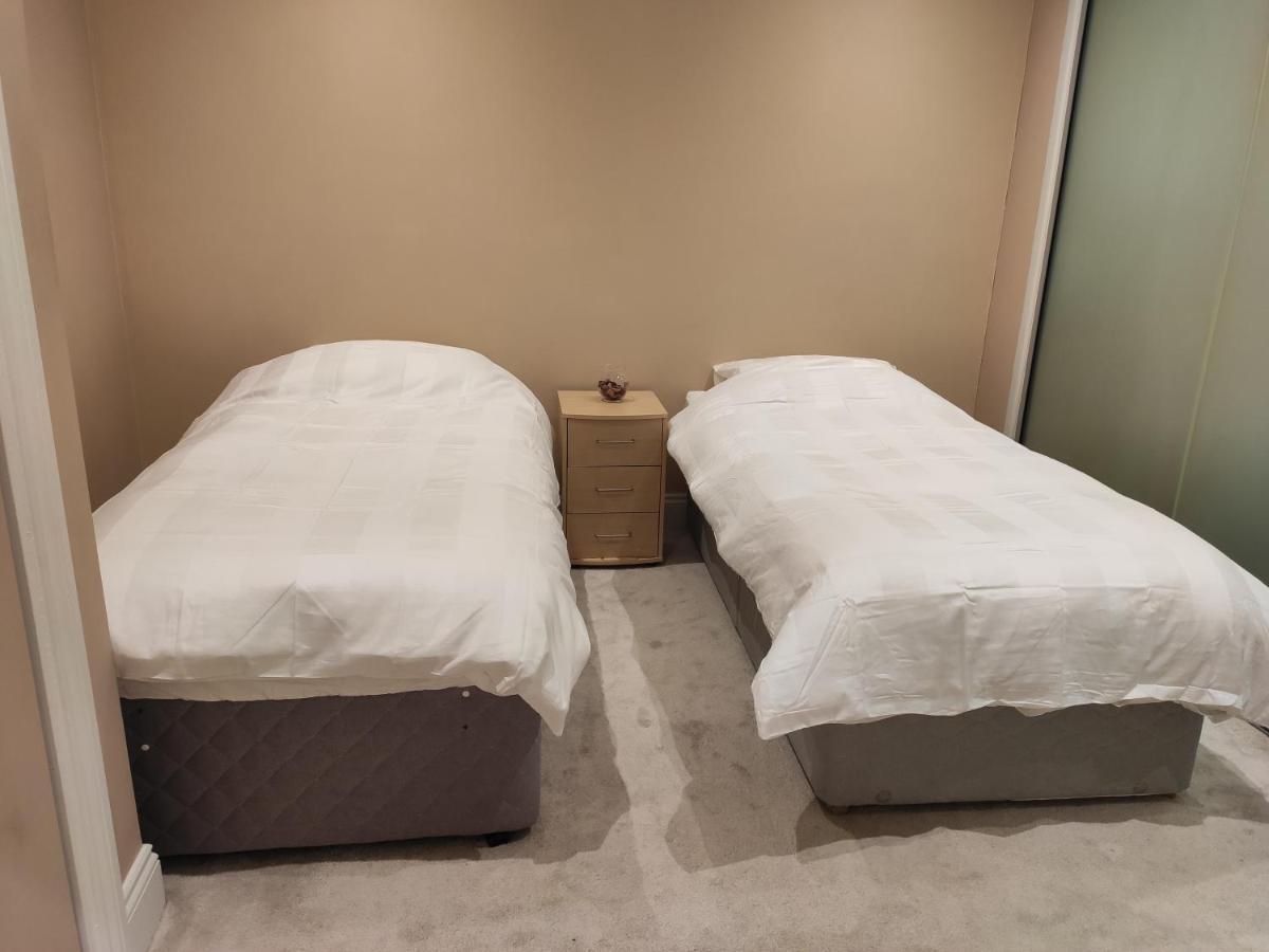 City Centre 2 Bedrooms 2 Ensuite Flat Free Parking นอตติงแฮม ภายนอก รูปภาพ